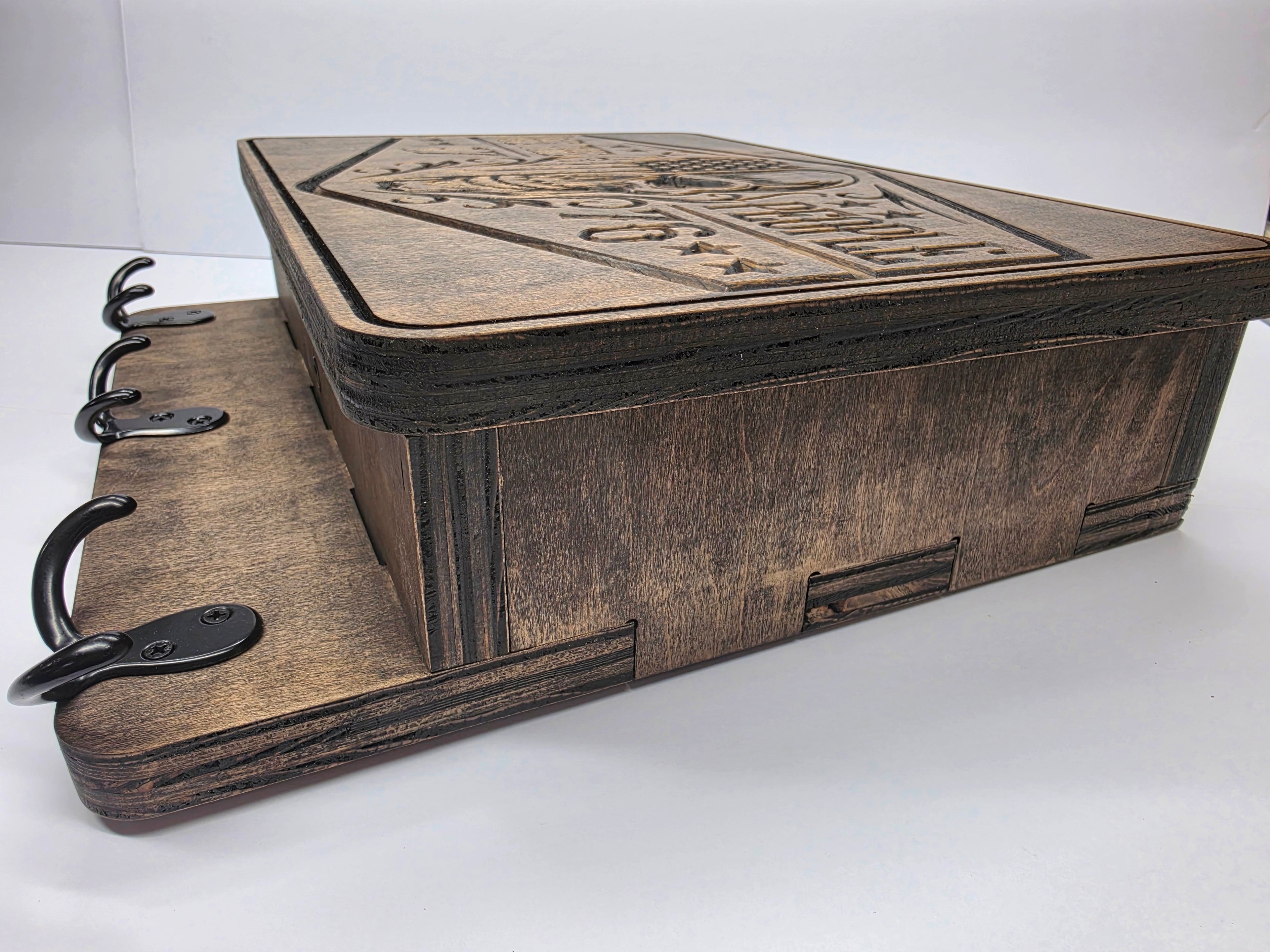 We The People Skull 1776 with rack in Jacobean